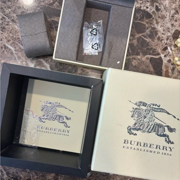 Burberry Gold and Silver Classic Watch - Picture 5 of 5